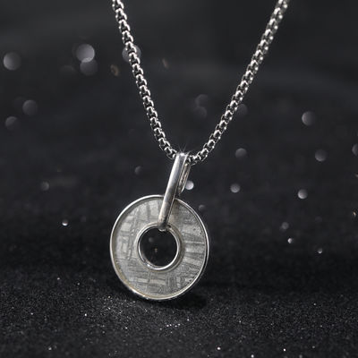 本物の鉄の隕石925 ステルリング銀の吊飾ネックレス
