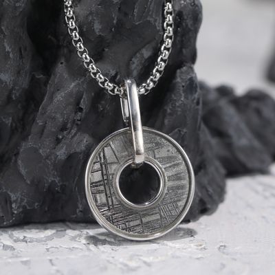 本物の鉄の隕石925 ステルリング銀の吊飾ネックレス