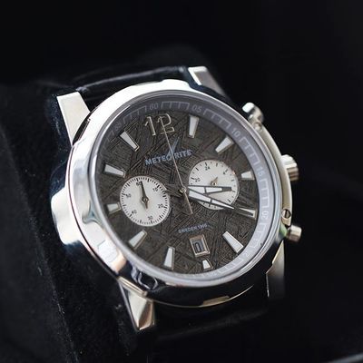 スポーツスタイルメンズ 隕石時計 30mm 隕石ダイヤルガン 石灰色の水晶